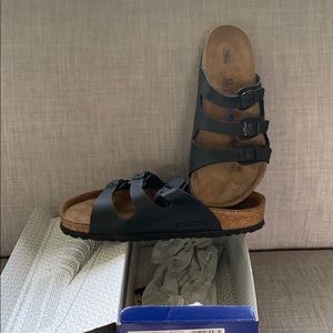 Birkenstock black leather sandals so 41